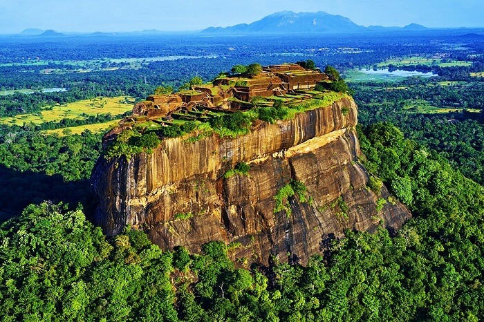 srilankaBeauty_of_Sigiriya_by_Binuka